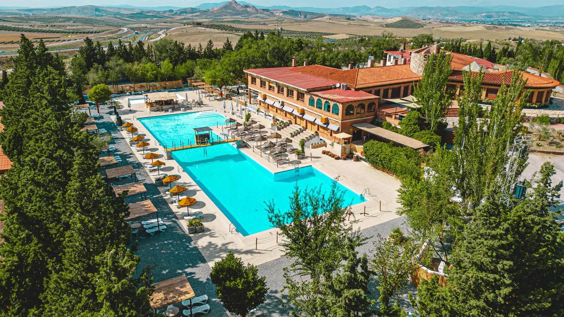 Camping & Bungalows Suspiro Del Moro Otura 2*,  Španělsko