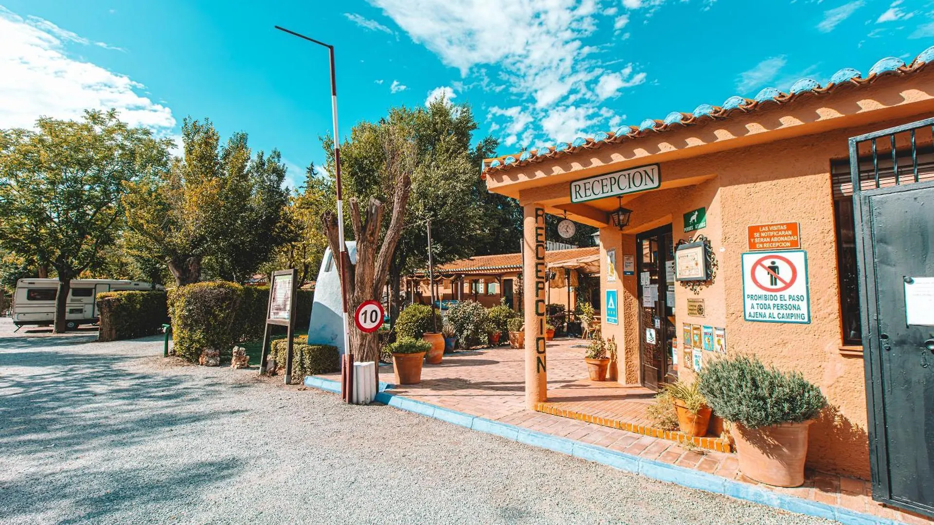 Camping & Bungalows Suspiro Del Moro Otura Španělsko